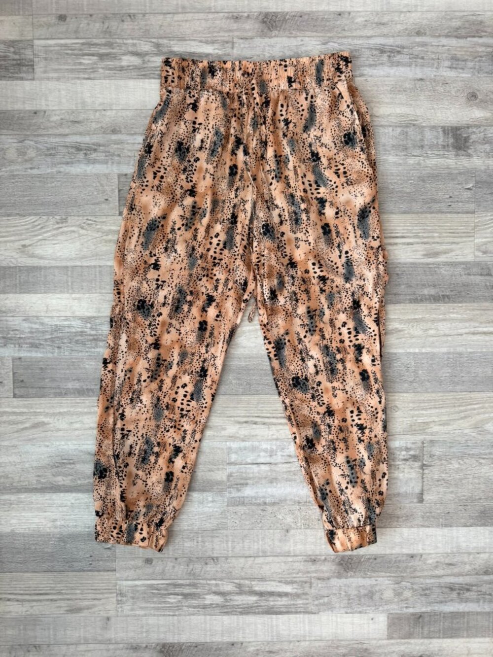 Adored By Adore Me Animal Print Lightweight Pants Size Medium Side Slits M44